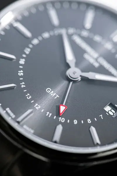 康斯登经典石英GMT FC-252DGS5B6B