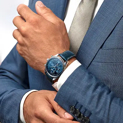 浪琴表大师系列 计时月相腕表 L2.773.4.92.0