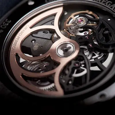 芝柏 Laureato镂空陶瓷腕表 81015-32-001-32A