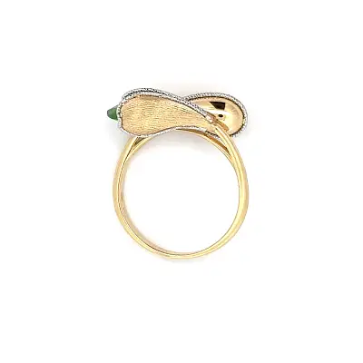 绿宝石黄金戒指