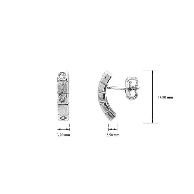 闪耀锆石的精致白金耳环