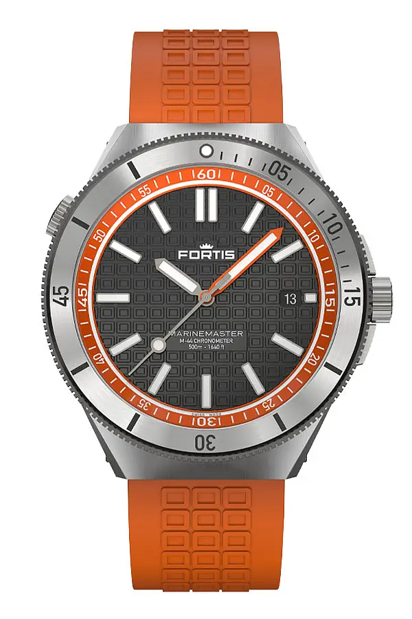 Fortis Marinemaster M-44 Amber Orange on Horizon F8120013