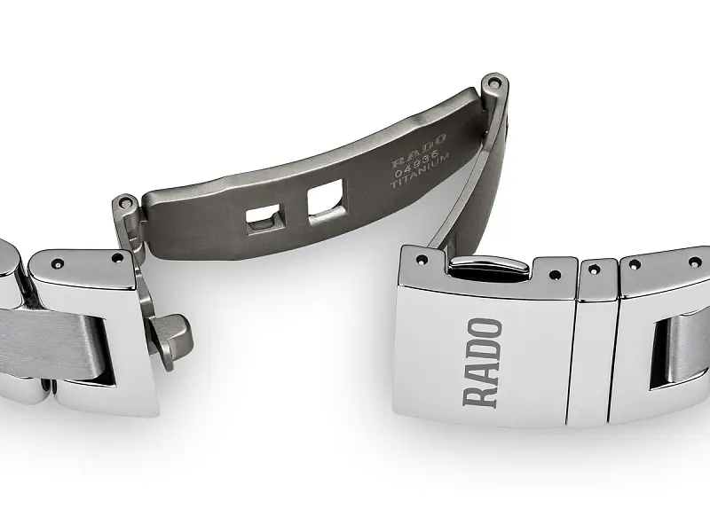 Rado HyperChrome 石英机芯 R32502153