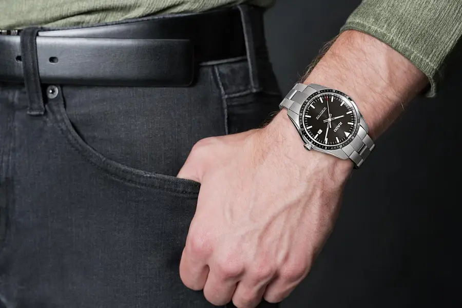 Rado HyperChrome 石英机芯 R32502153