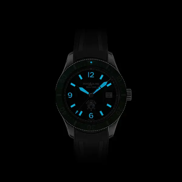 万宝龙 1858 冰海自动日历腕表 129765