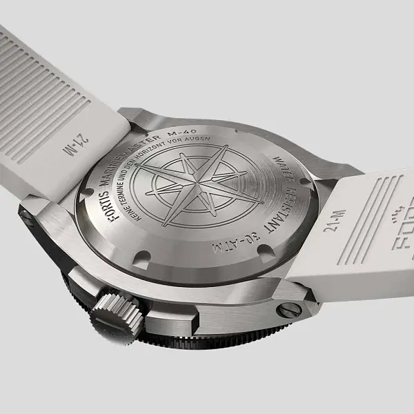 Fortis Marinemaster M-40 雪白色地平线表带 F8120009