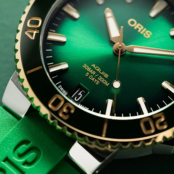 Oris Aquis Date Caliber 400 01 400 7769 6357-07 4 22 77FC