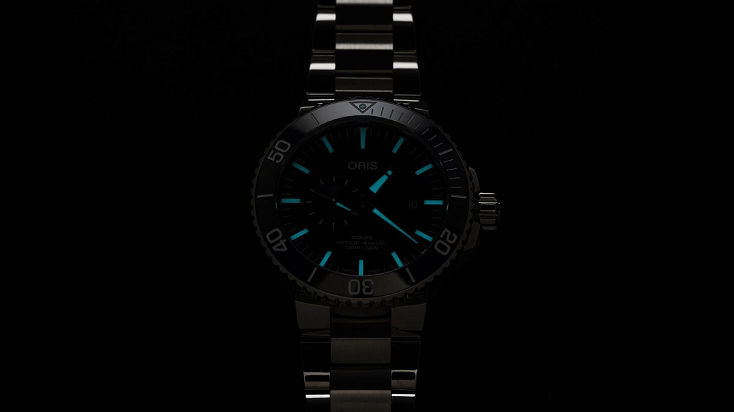 Oris Aquis 小型秒针腕表 01 743 7733 4155-07 4 24 69EB