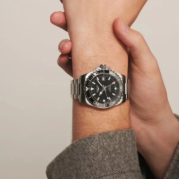 浪琴表 HydroConquest GMT L3.790.4.56.6