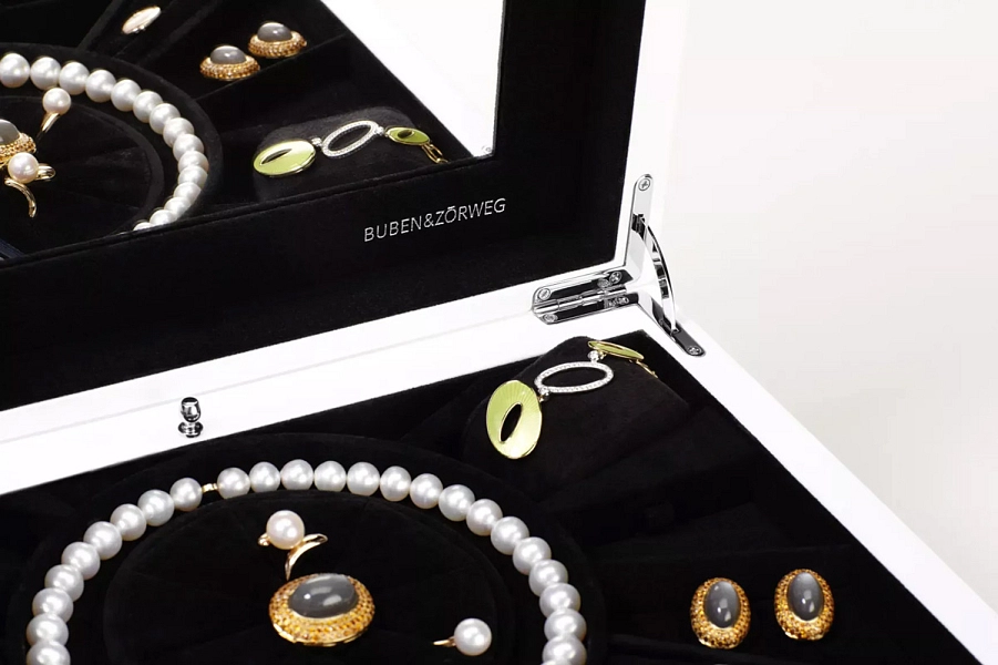 Buben & Zorweg Cosmopolitan 钢琴白珠宝盒