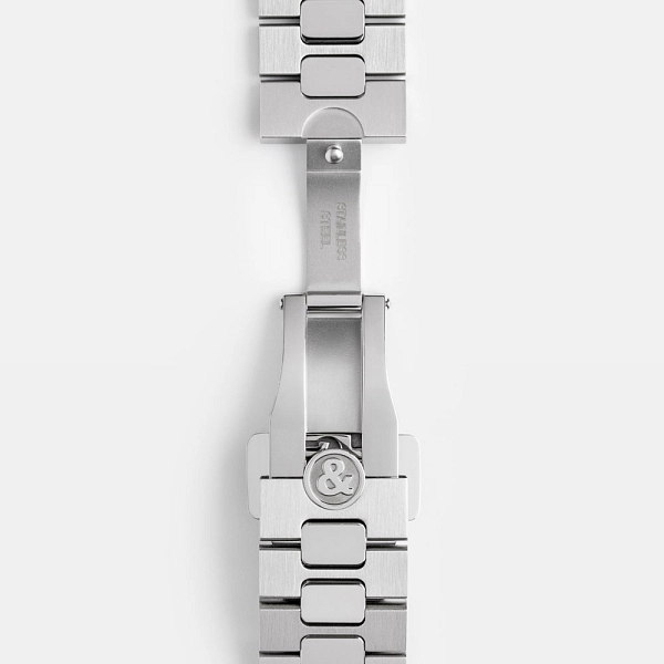 Bell & Ross Br-05 36毫米珍珠贝母钢腕表 BR05A-S-MP-ST/SST