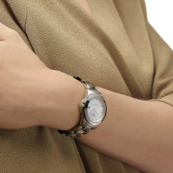 浪琴表康卡斯 L3.377.4.87.6