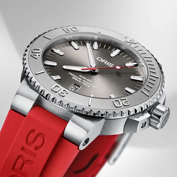 Oris Aquis日期保护腕表 01 733 7730 4153-07 4 24 66EB
