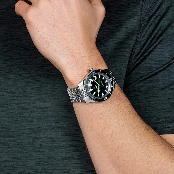 雷达库克船长自动腕表 R32505318