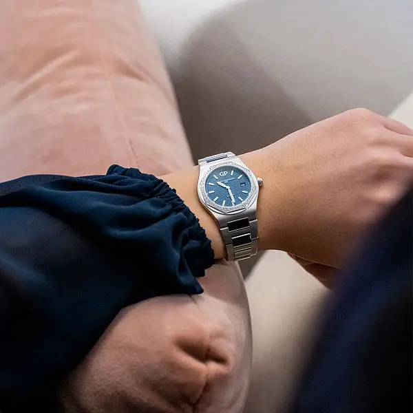 芝柏 Laureato 80189D11A431-11A