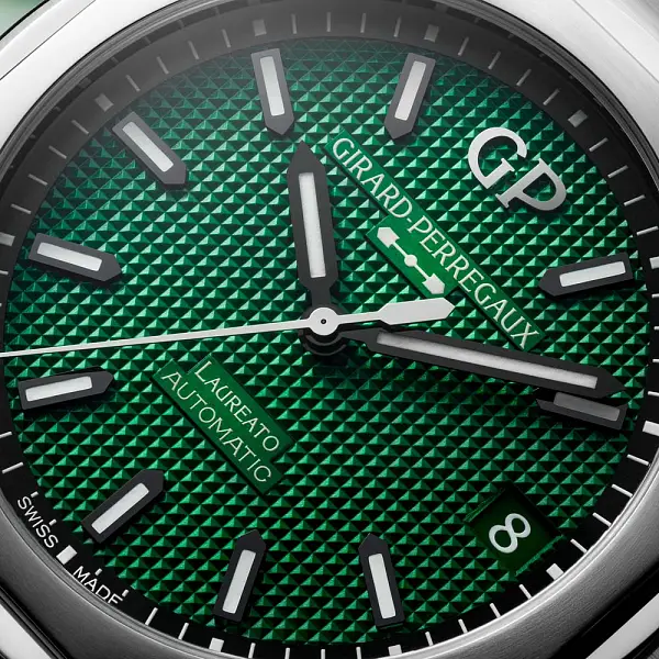 芝柏 Laureato 42mm 81010-11-3153-1CM