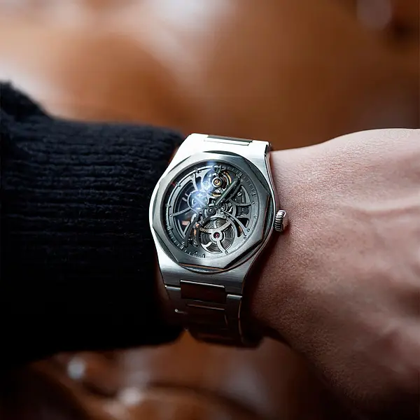 芝柏 Laureato 镂空腕表 81015-11-001-11A