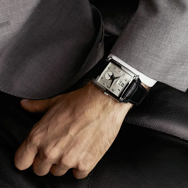 复古 1945 XXL 大日历和月相表 25882-11-121-BB6B