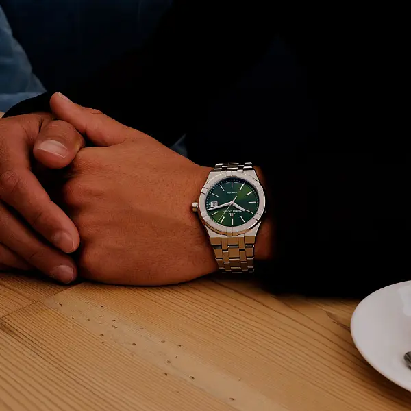 艾康石英腕表 40 毫米 AI1108-SS002-630-1