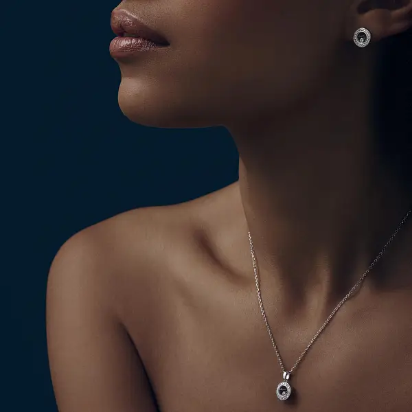 萧邦 Happy Diamonds 79A017-1201 黄金吊坠