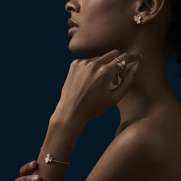 萧邦 Happy Hearts 83A083-5701 黄金耳环