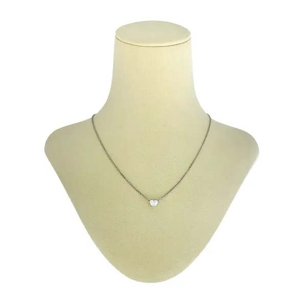 白金心形钻石项链