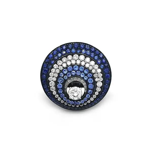 镶蓝宝石和钻石的金戒指