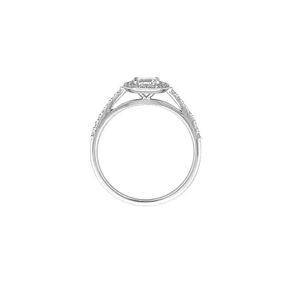 镶钻黄金订婚戒指