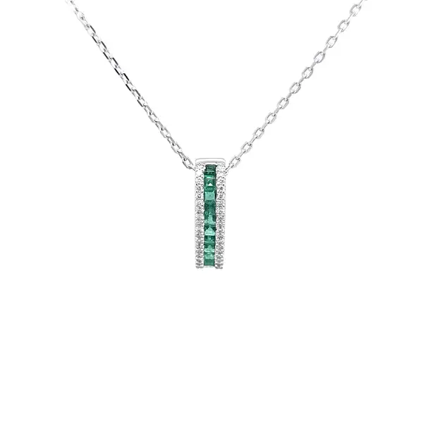 祖母绿和钻石黄金吊坠