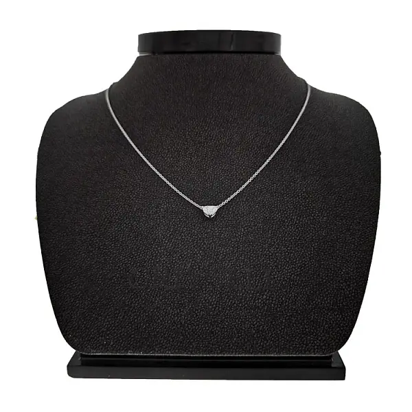 心形镶钻黄金吊坠