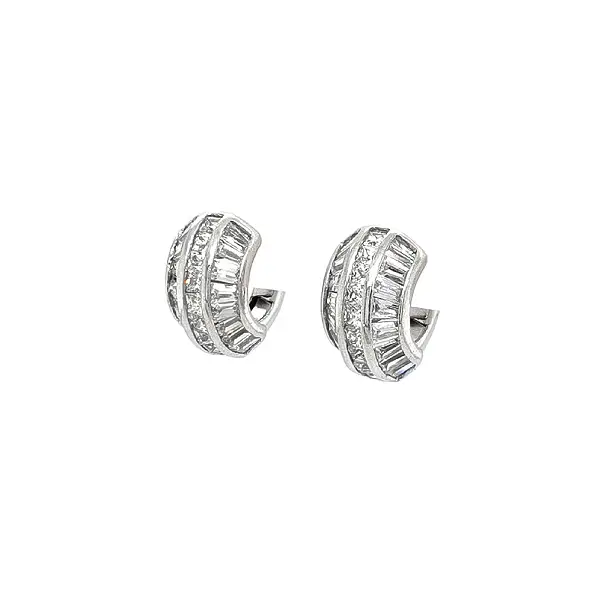 白金锆石圆形耳环