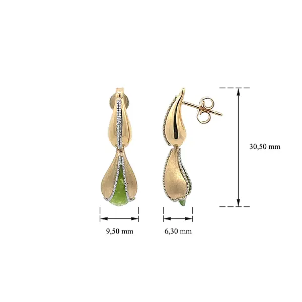 镶绿色宝石的金色吊坠耳环