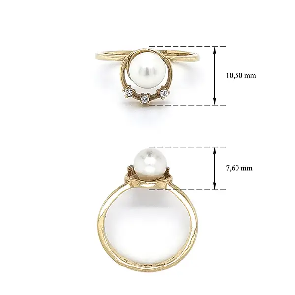 镶珍珠和锆石的金戒指