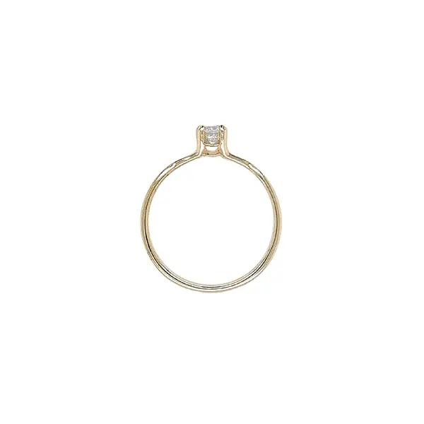 锆石金订婚戒指