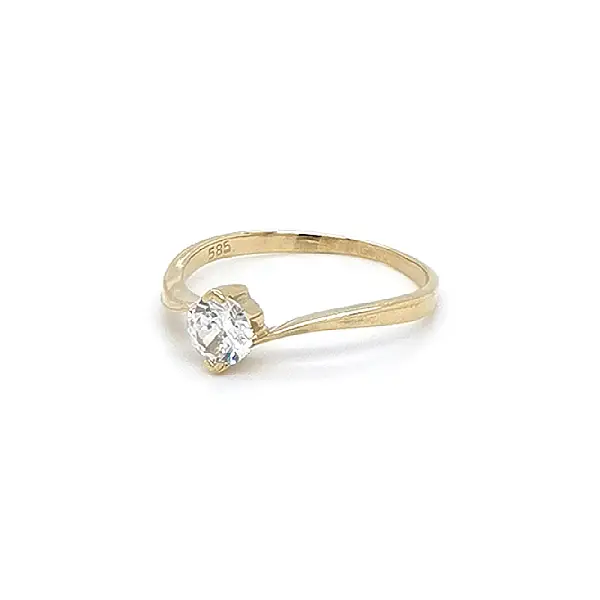 锆石金订婚戒指