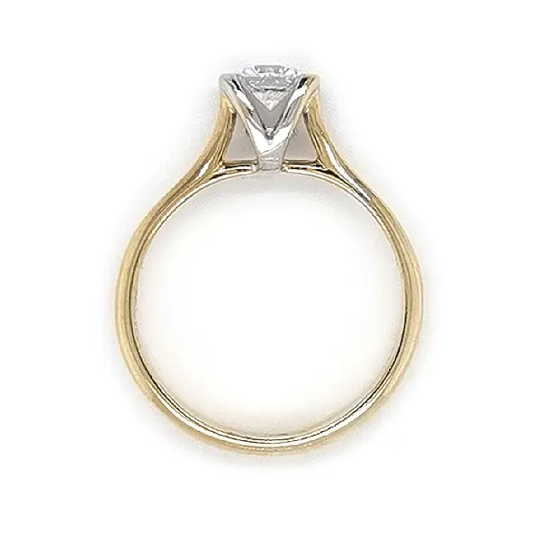 组合金镶锆石订婚戒指