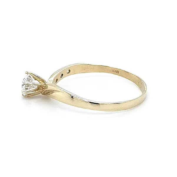 组合金镶锆石订婚戒指