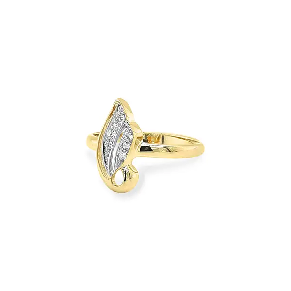 组合金镶锆石戒指