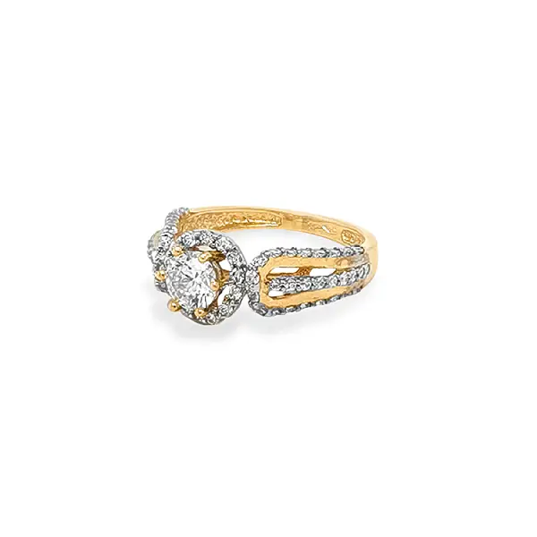 锆石黄金订婚戒指