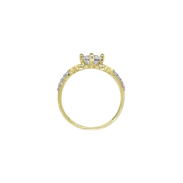 镶嵌立方氧化锆的金戒指