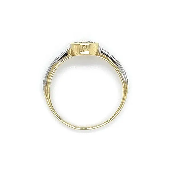 组合金镶锆石订婚戒指