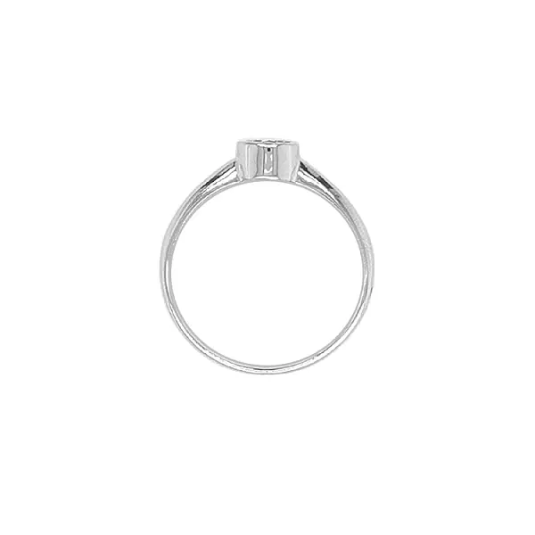 锆石金订婚戒指