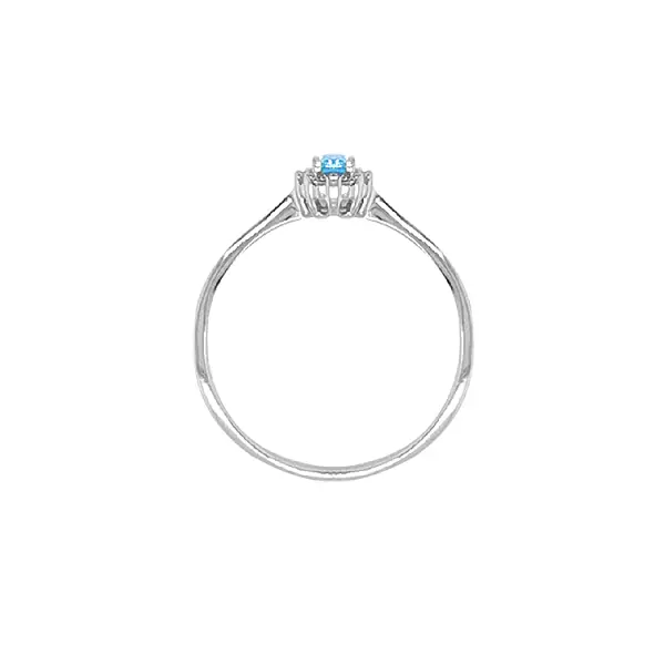 镶嵌蓝色锆石的金戒指