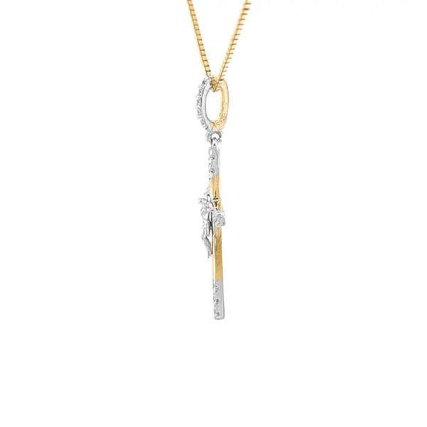 耶稣基督的金十字架