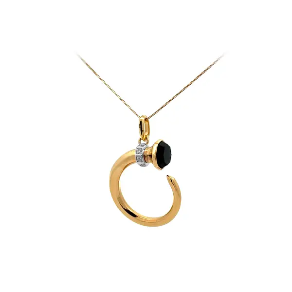 黑宝石金吊坠