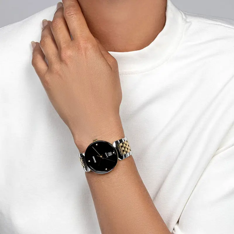R48912703_wrist_w_b.jpg