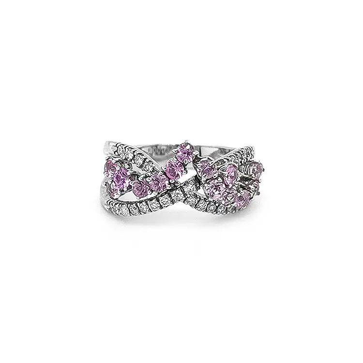 镶粉红蓝宝石和钻石的金戒指