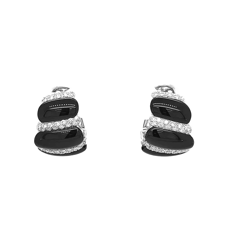 镶黑玛瑙和钻石的金耳环