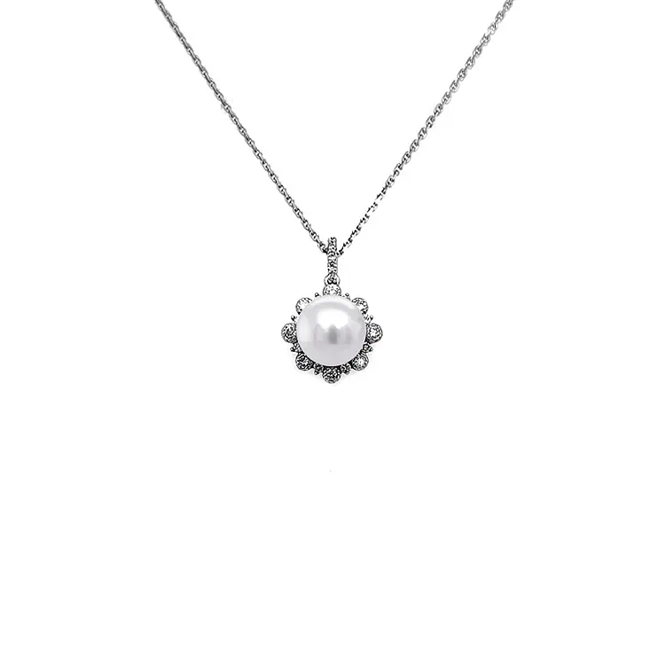 镶天然珍珠和钻石的黄金吊坠