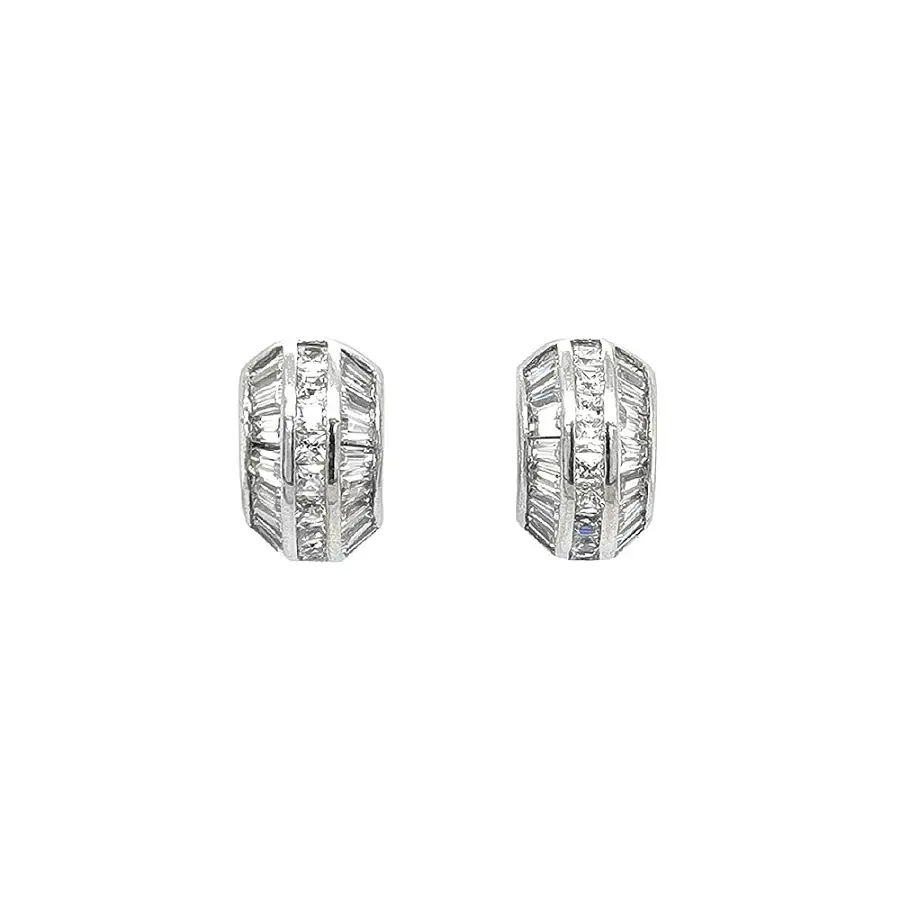 白金锆石圆形耳环